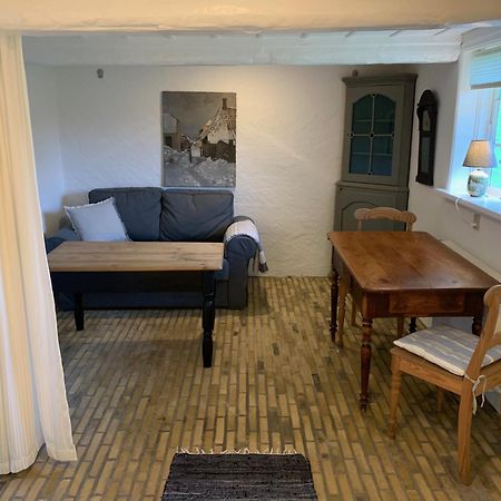 Lillemollens Bed & Breakfast Orbaek  Екстер'єр фото