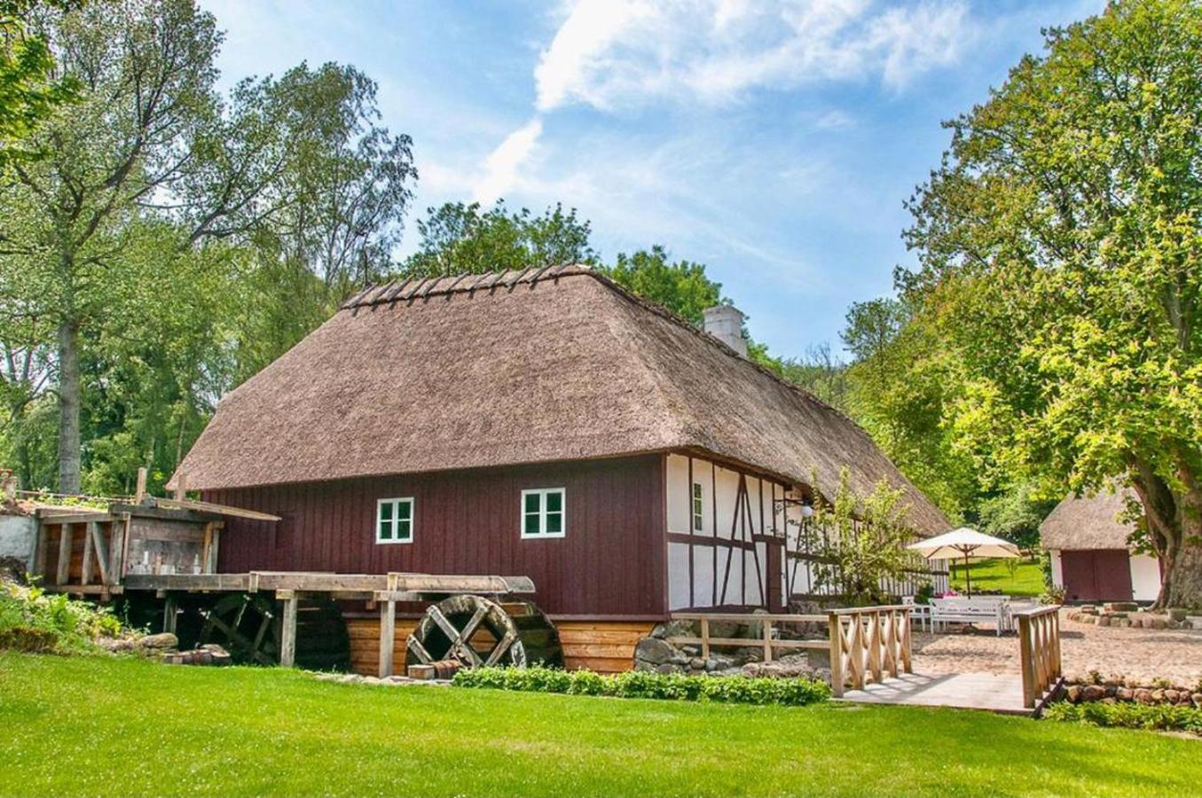 Lillemollens Bed & Breakfast Orbaek  Екстер'єр фото